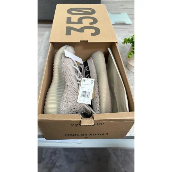 Yeezy Boost 350 V2 Pizarra