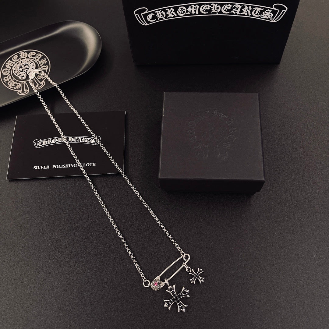 Collar Chrome Corazones Cromados