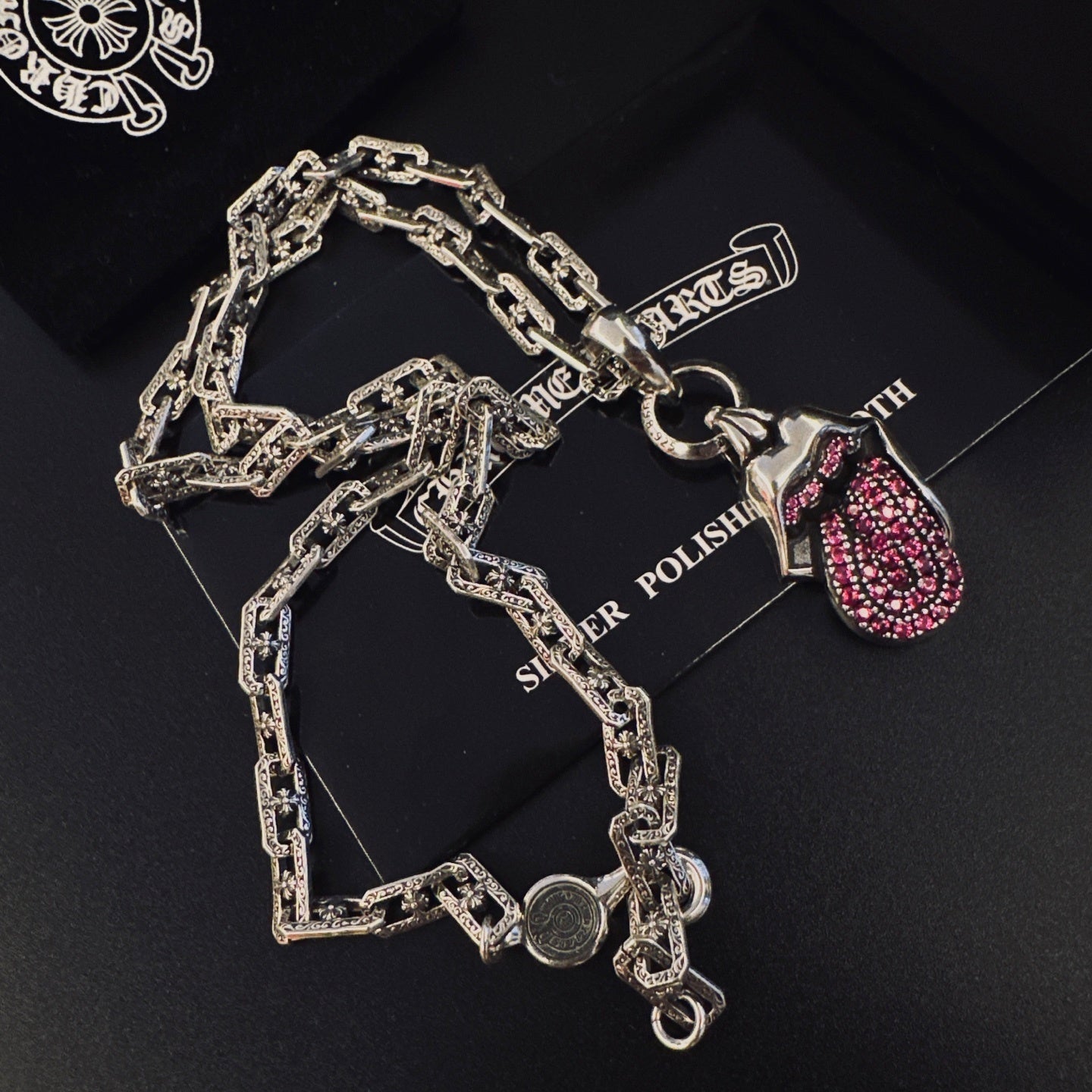 Collar Chrome Corazones Cromados
