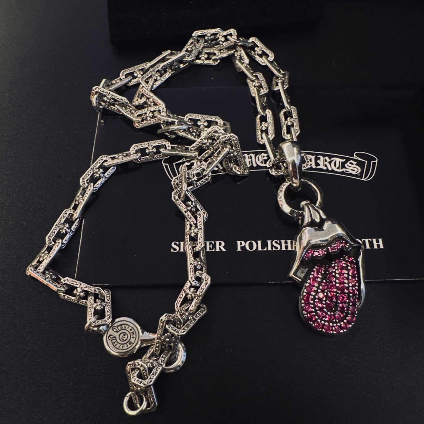 Collar Chrome Corazones Cromados