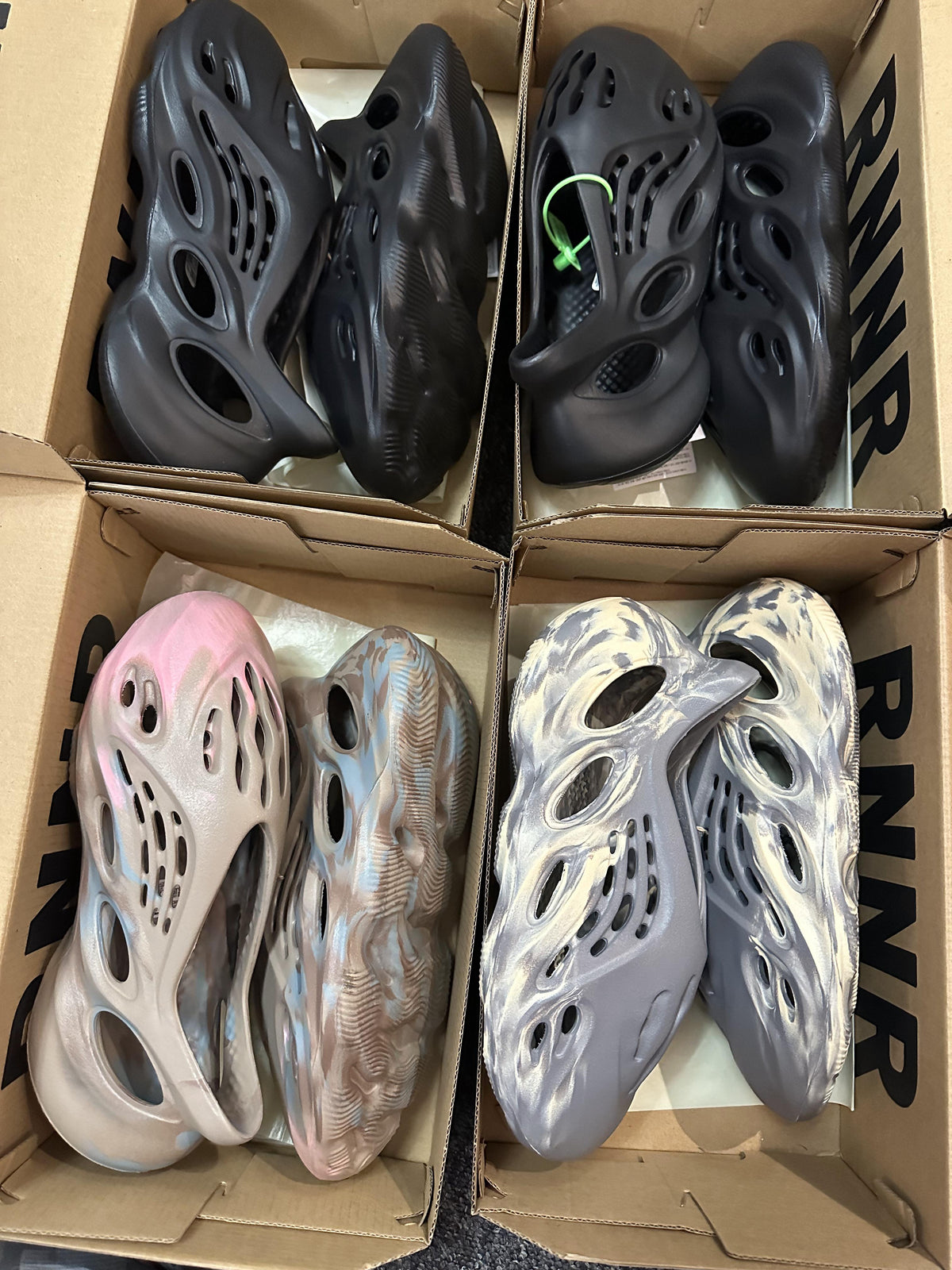 Yeezy Foam Runner 1:1 (muchos modelos)