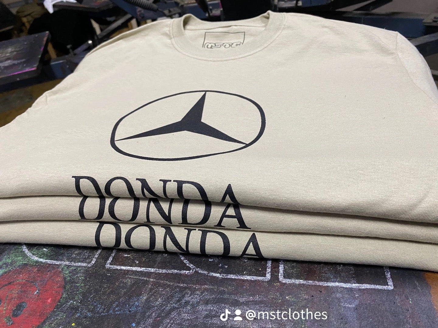 Camiseta Donda Mercedes Benz