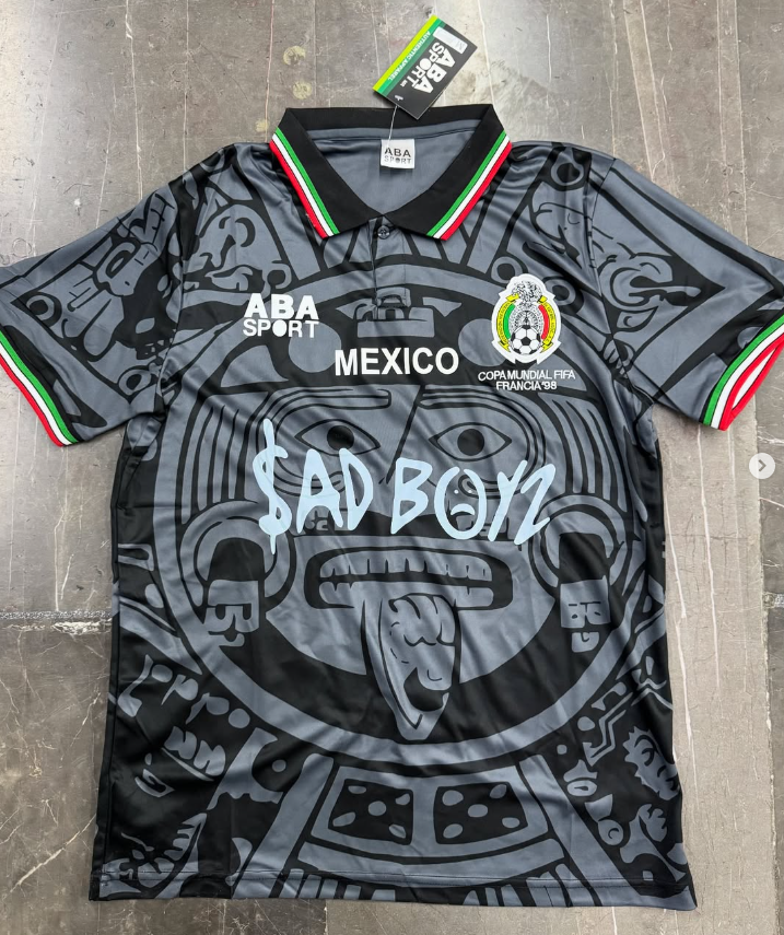 JUNIOR H X MÉXICO CAMISETA NEGRA