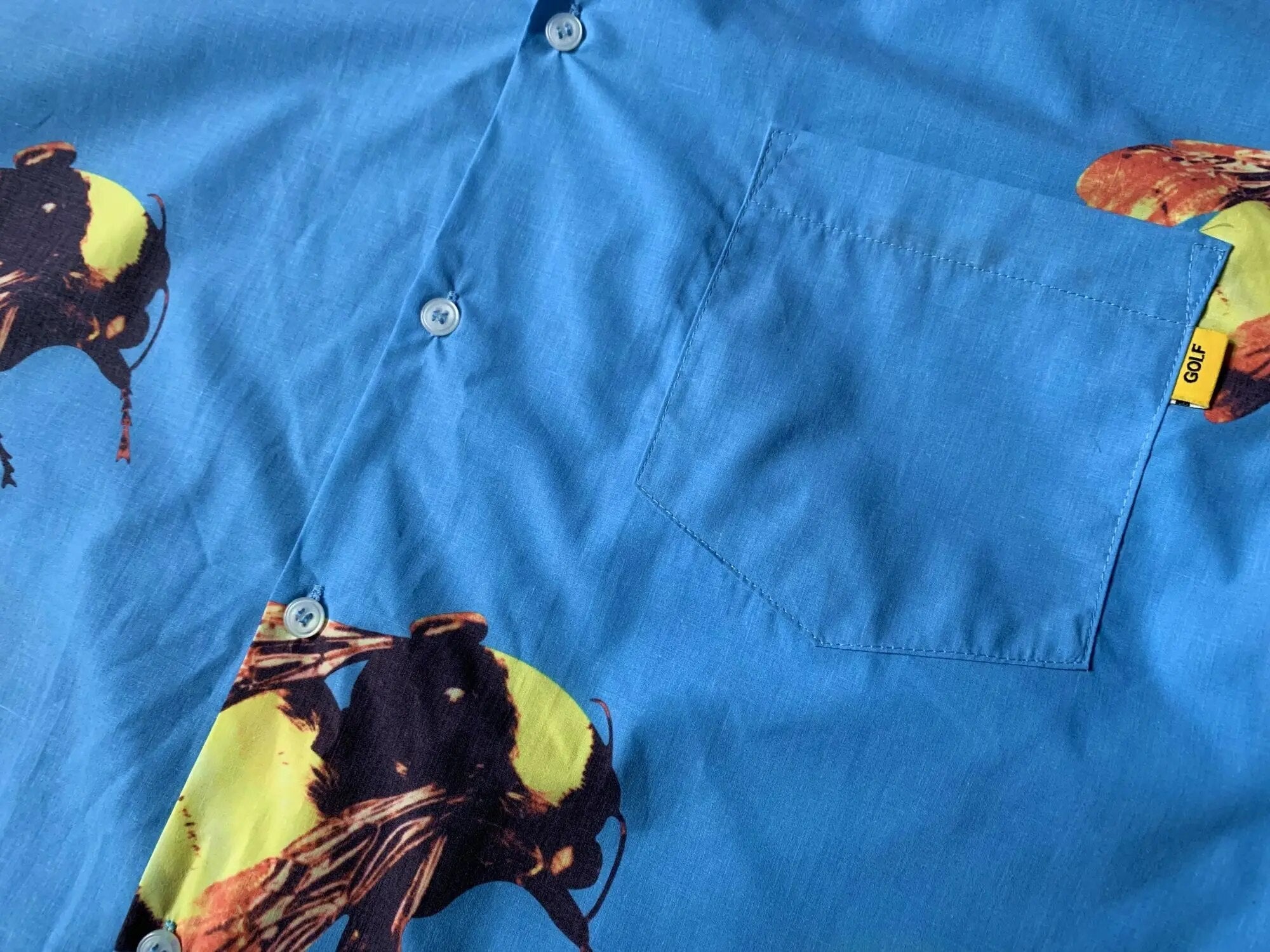 Tilin el creador, Golf, Salva a las abejas camiseta
