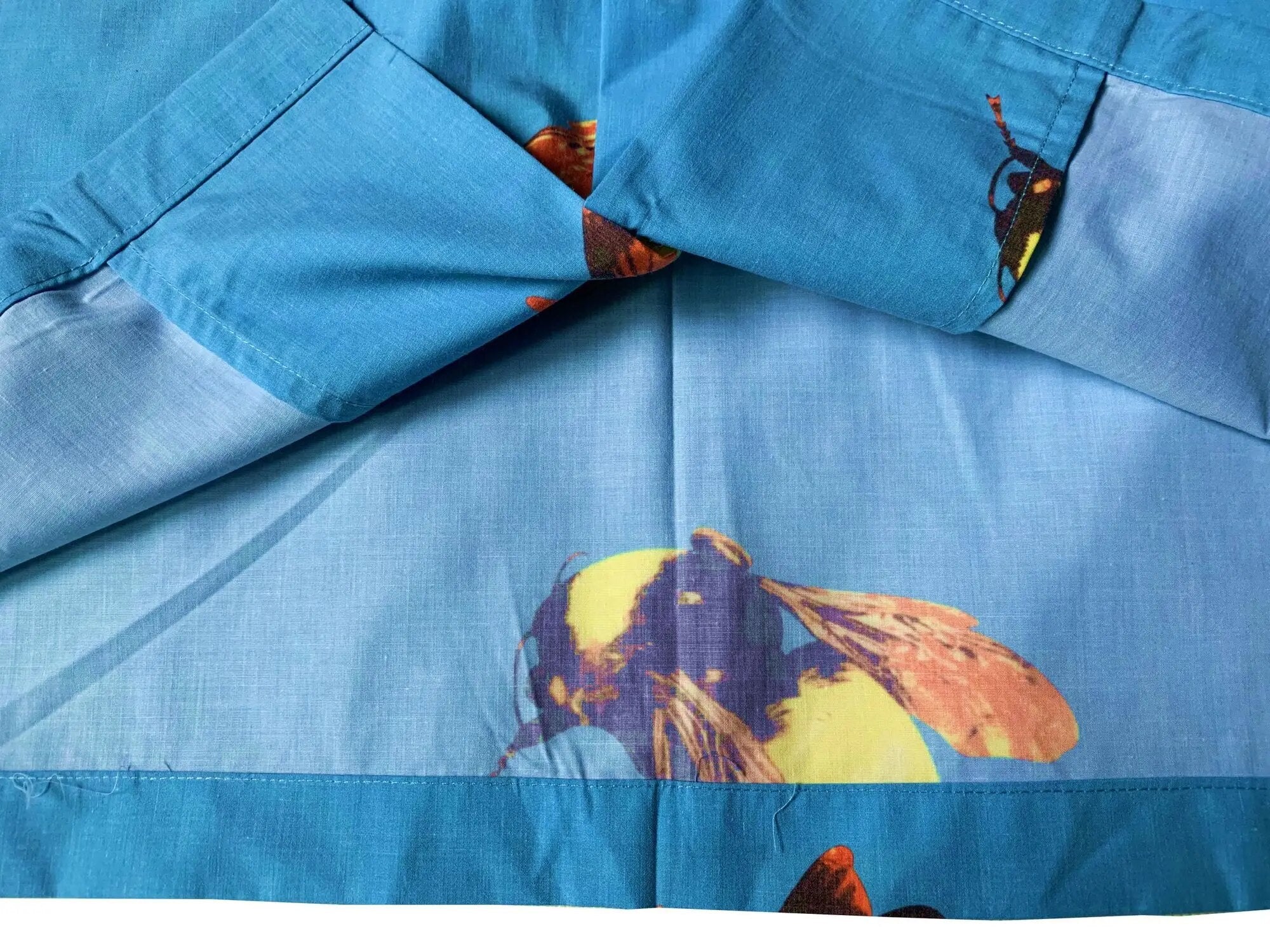 Tilin el creador, Golf, Salva a las abejas camiseta