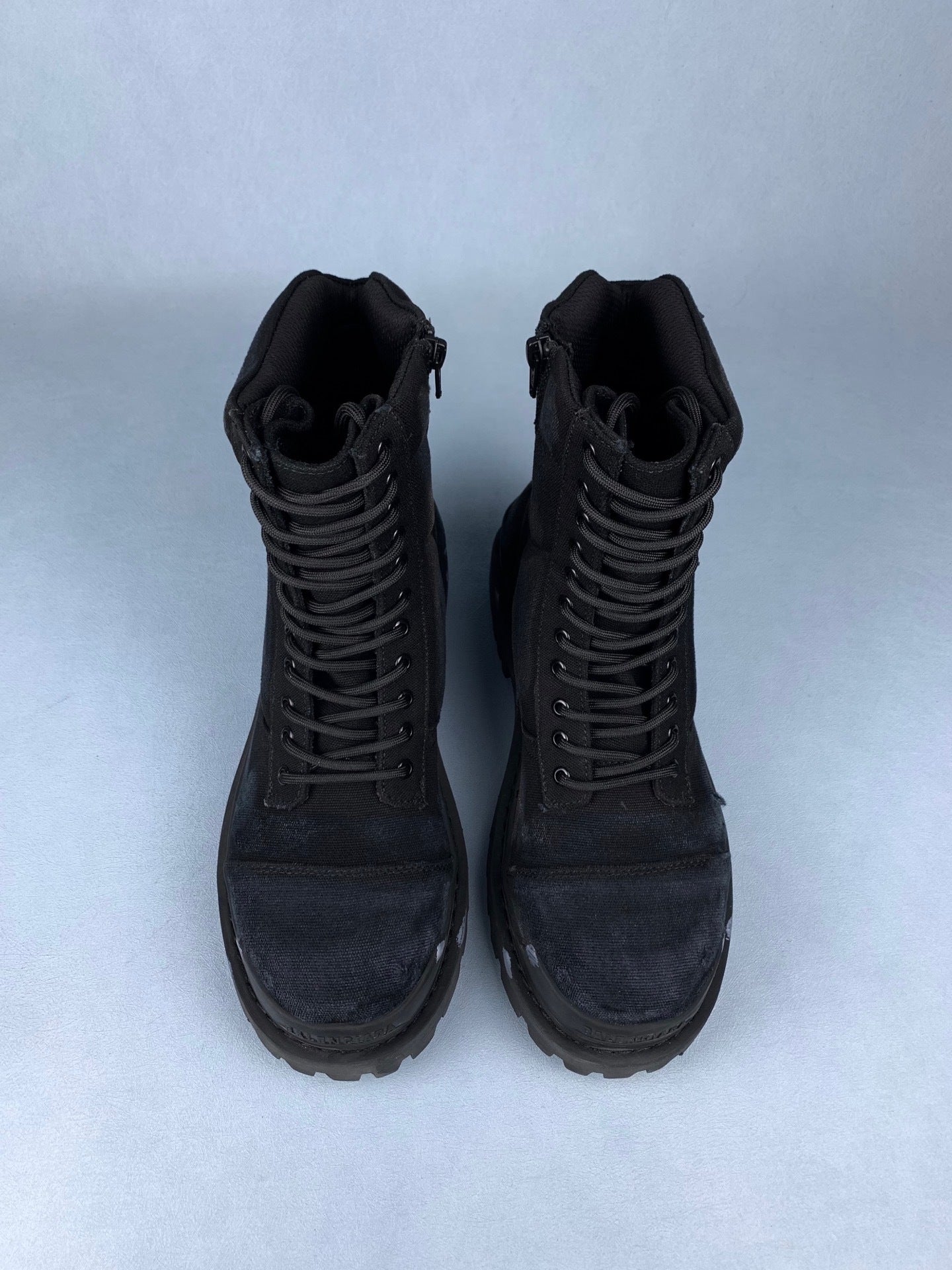 B4L3NCI4GA STRIKE BOOTS