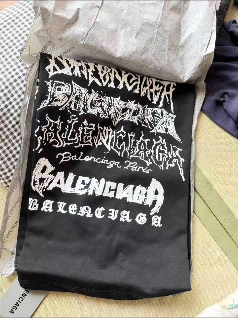 Balenciaga paris Tee