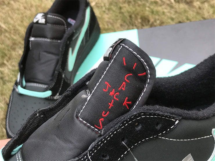 Nike Air Jordan 1 Low X Travis Scott tiffany