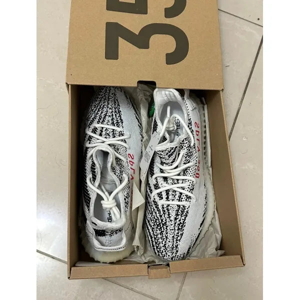 Yeezy 350 V2 Zebra (OG) G5