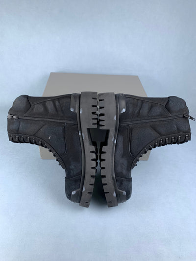 B4L3NCI4GA STRIKE BOOTS