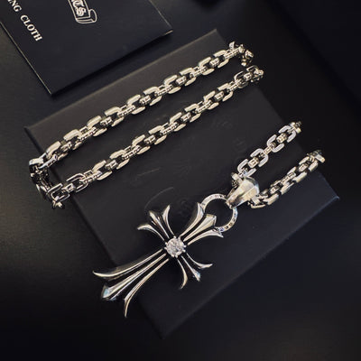Collar Chrome Corazones Cromados