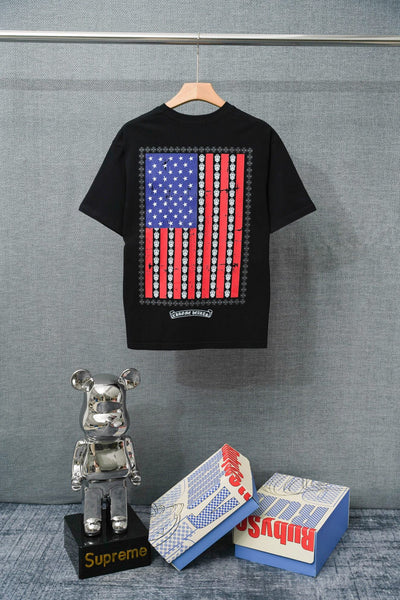 USA FLAG TEE CORAZONES CROMADOS