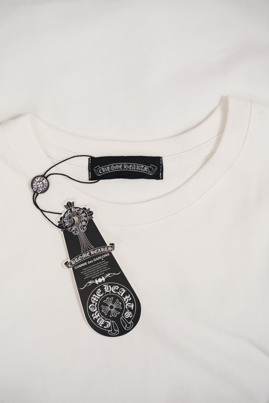 MOUTH TEE CORAZONES CROMADOS