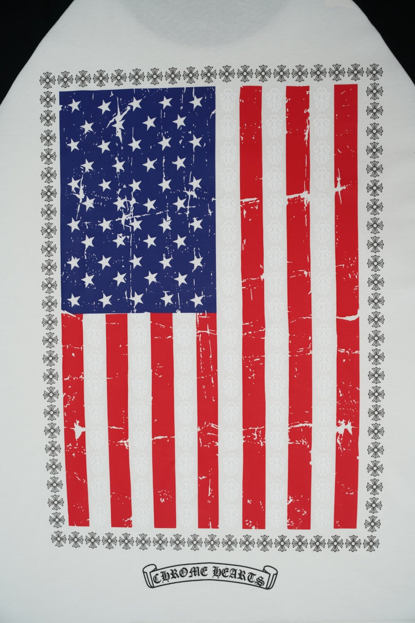 USA FLAG TEE CORAZONES CROMADOS