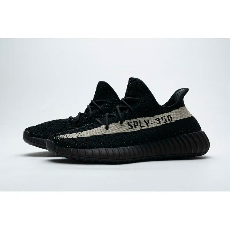 Yeezy 350 V2 Core BlackWhite (OG) G5