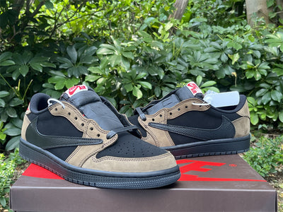 Travis Scott x Air Jordan 1 Low OG "Velvet Brown"