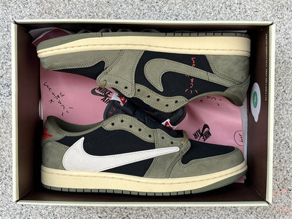 Travis Scott x Air Jordan 1 Low OG Black Sail Oliva Medio