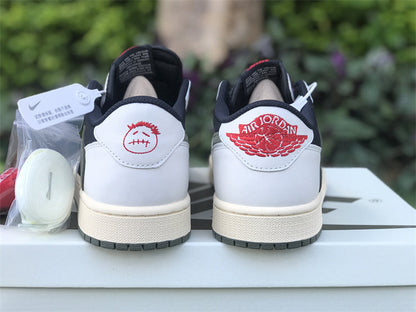 Jordan x Travis Scott
Jordan 1 low verde oliva